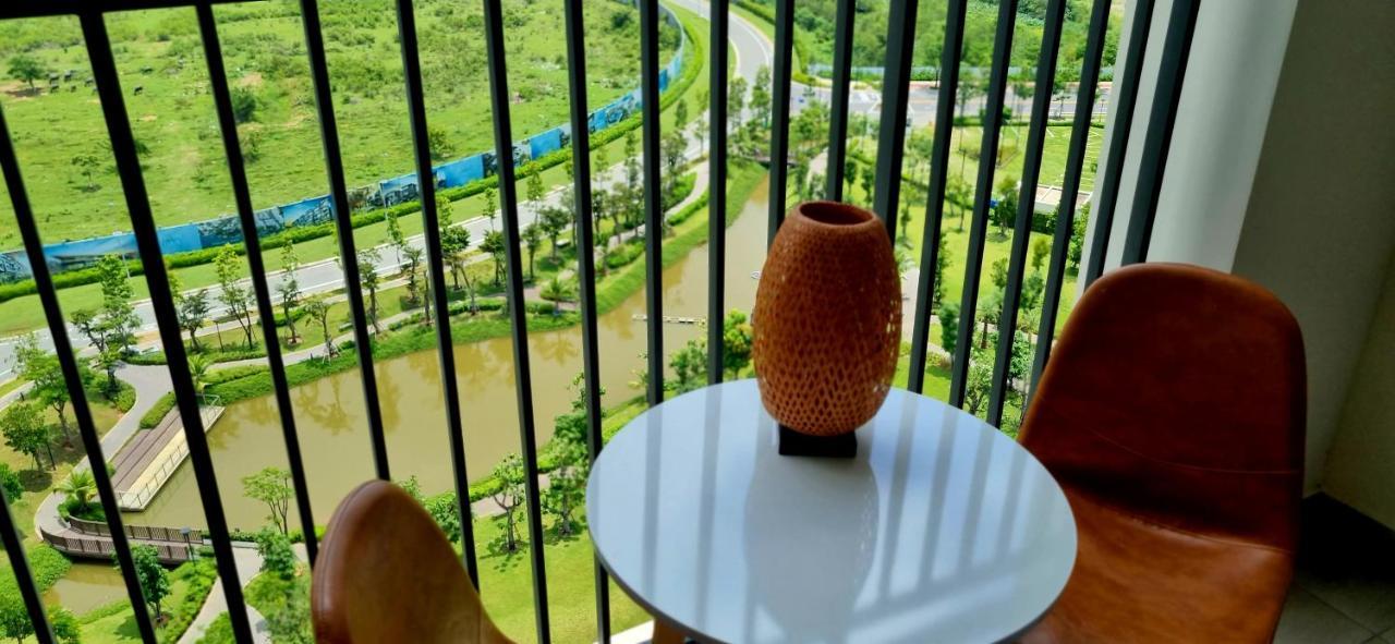 Swanbay Apartments Group Nhon Trach Bagian luar foto